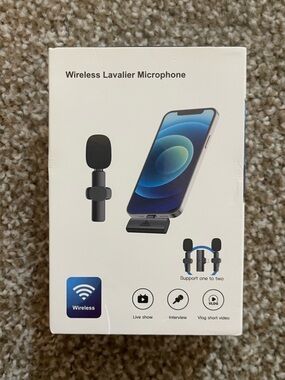 Universal Black Dual Lavalier Microphone Kit for Smartphones